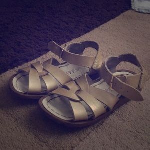Salt water gold leather sandals
